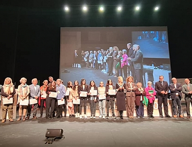 foto de grupo premios de voluntariado 