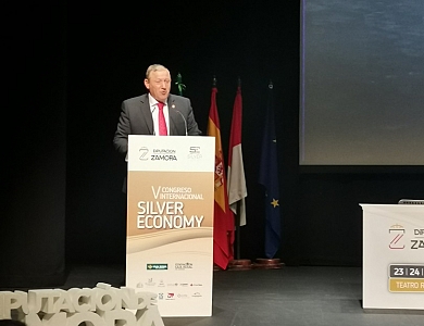 El presidente de la Diputación, Javier Faúndez, inaugura el V Congreso Internacional Silver Economy