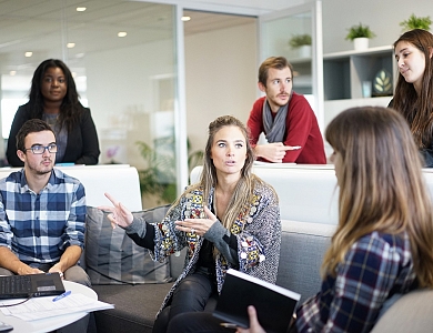 ESTRATEGIA Y COMUNICACIÓN EMPRESARIAL